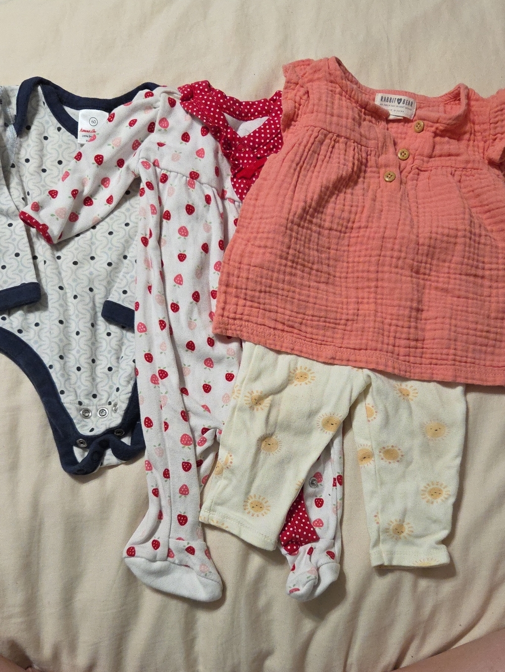 Name Brand Organic Cotton Baby Girl Lot 0-6M